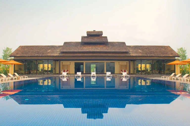 Taj Meghauli Serai 5 Resort Chitwan